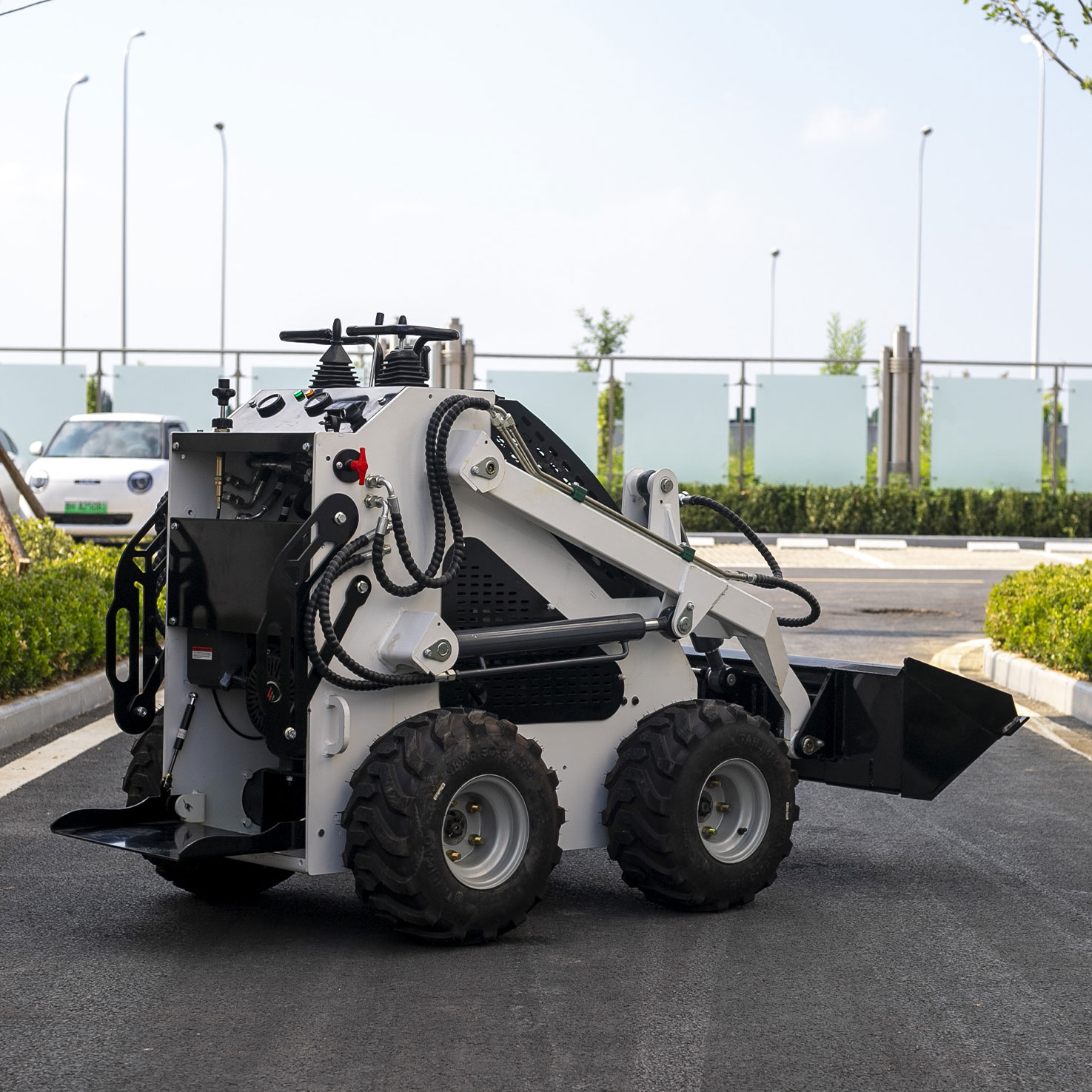 KID STEER LOADER S360